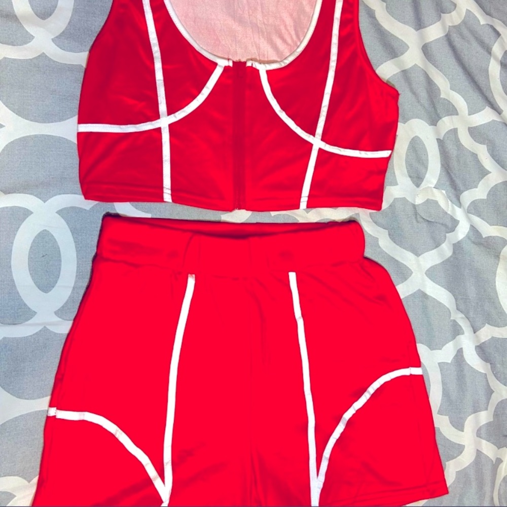 Two piece stretchy set
